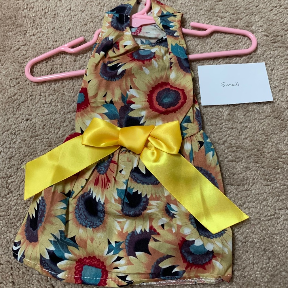 Small Yellow Daisy Pet Dress
